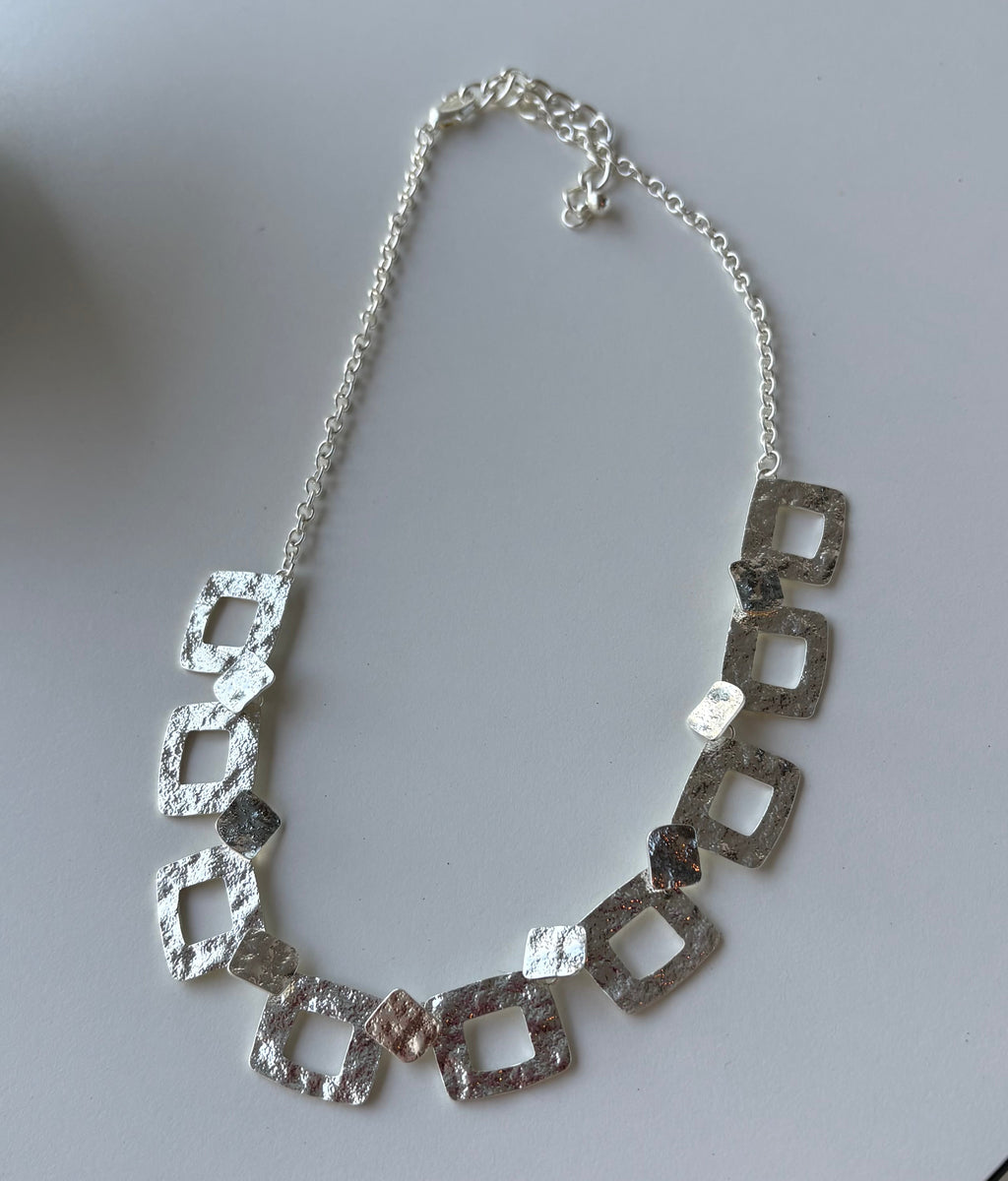 Collar SQUARE (Plateado)